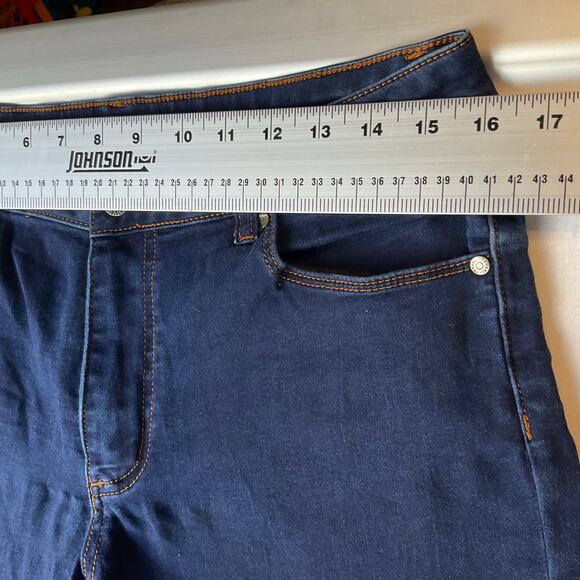 Tahari Women Skinny Jeans size 10 / 30 Navy Blue Mid Rise Stretch - Picture 4 of 12